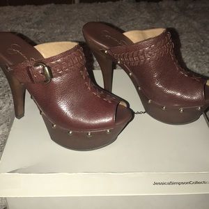 Jessica Simpson leather heels
